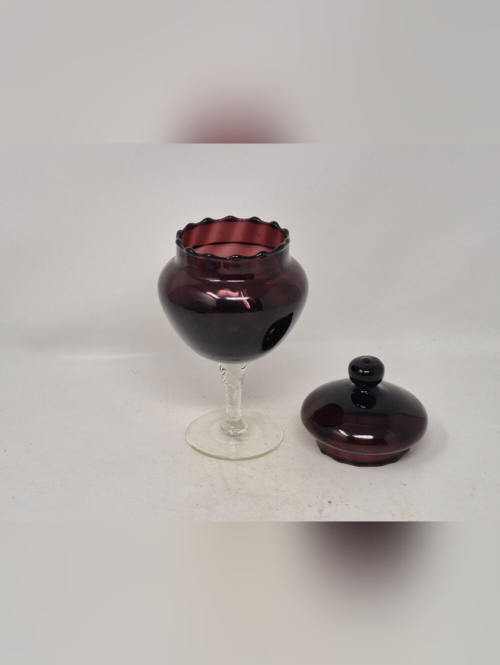 Empoli Amethyst Lidded Candy Dish - Picture 4 of 6